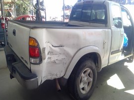 2004 TOYOTA TUNDRA, WHITE, EXTD CAB, 4.7L, AT, 4WD.  Z26444